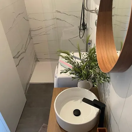 David 73 Apartment Split